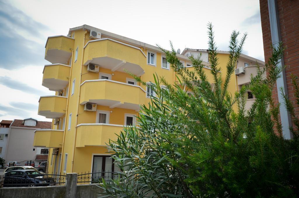 Apartmani Alexandra Budva Exterior photo